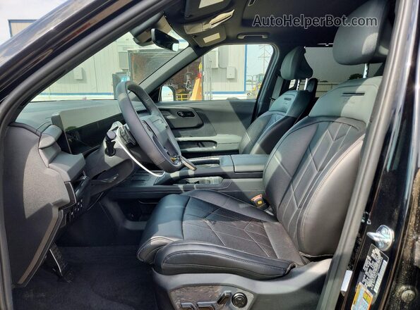 5XYPDES11VG005148 2027 KIA TELLURIDE Черный Вид салона спереди