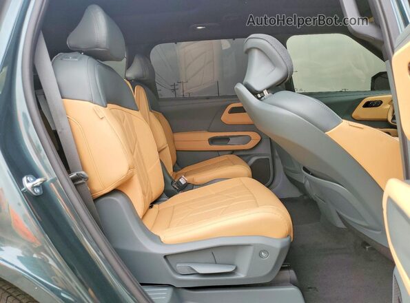 5XYPDES17VG025808 2027 KIA TELLURIDE Green უკანა სალონის ხედი