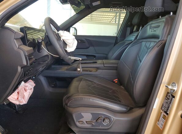 5XYPDESA2VG005658 2027 KIA TELLURIDE Gold Vista interior delantera