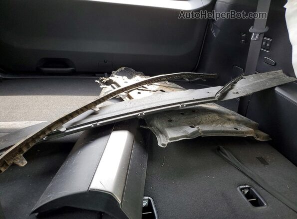 5XYPE5S11VG012193 2027 KIA TELLURIDE Silver Widok naklejki z numerem VIN