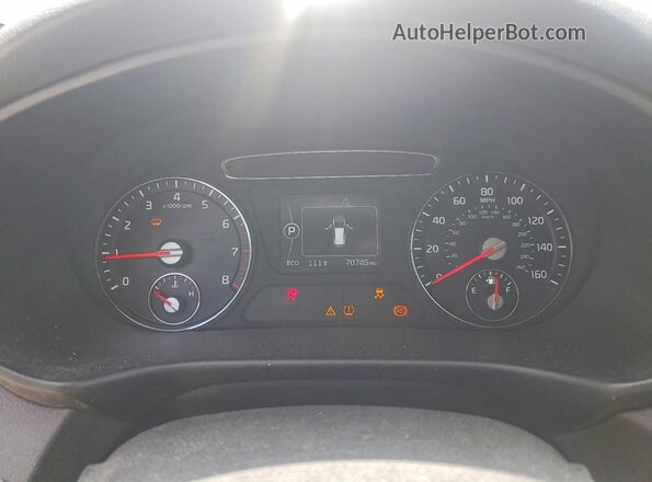 5XYPG4A33HG193583 2017 KIA SORENTO Gray Սարքավորումների վահանակի տեսք