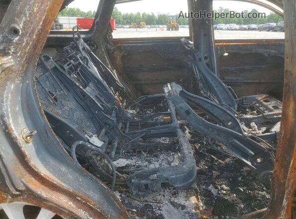 5XYPG4A34JG343531 2018 KIA SORENTO Burn Вид задніх сидінь
