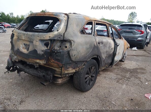 5XYPG4A37GG120375 2016 KIA SORENTO Silver Tył prawy