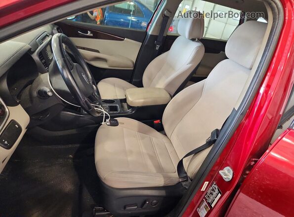 5XYPG4A3XGG017841 2016 KIA SORENTO Бордовый Вид салона спереди