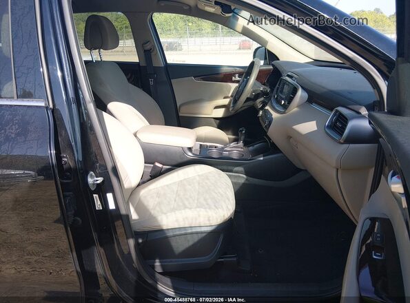 5XYPGDA30GG010364 2016 KIA SORENTO Черный Вид салона спереди