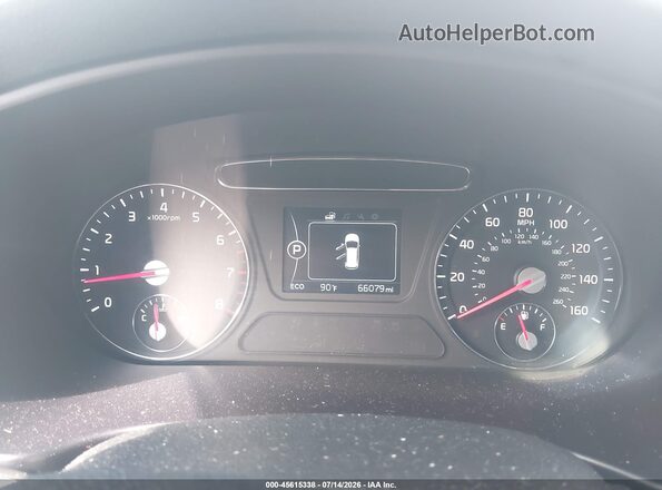 5XYPGDA32HG332683 2017 KIA SORENTO Gray Vista de los asientos traseros