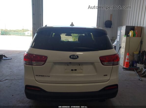 5XYPGDA32JG415696 2018 KIA SORENTO White 