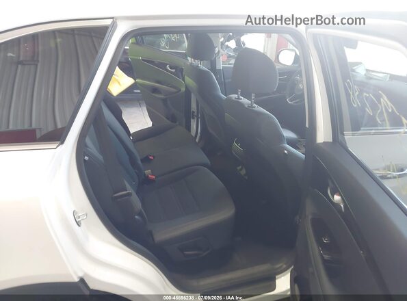 5XYPGDA32JG415696 2018 KIA SORENTO White Вид наклейки з VIN-кодом