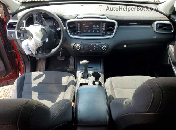 5XYPGDA32JG420171 2018 KIA SORENTO Красный Вид панели приборов