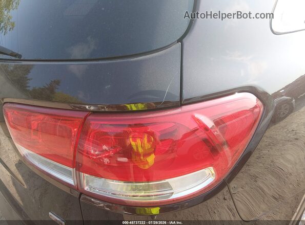 5XYPGDA33GG079453 2016 KIA SORENTO Maroon 