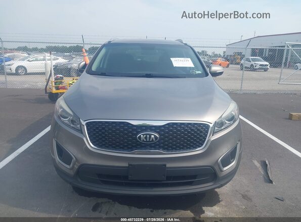 5XYPGDA34HG286404 2017 KIA SORENTO Gray Առջևի վահանակի տեսք