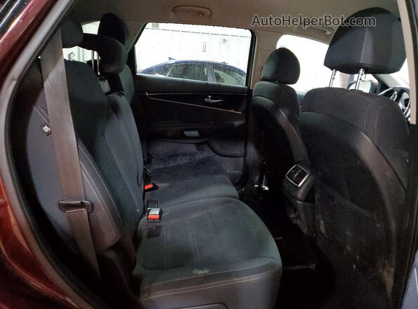 5XYPGDA35JG405020 2018 KIA SORENTO Maroon Вид задньої частини салону
