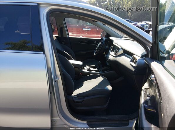 5XYPGDA35JG432265 2018 KIA SORENTO  Вид салона спереди