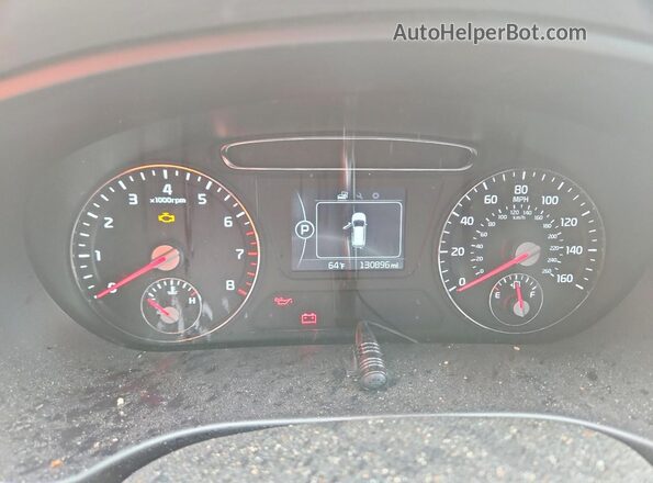 5XYPGDA37HG218968 2017 KIA SORENTO White Widok zestawu wskaźników