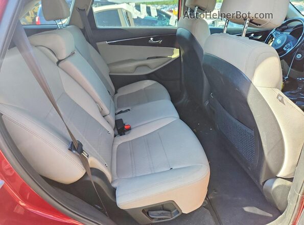 5XYPGDA38HG209907 2017 KIA SORENTO Red Սալոնի հետևի տեսք