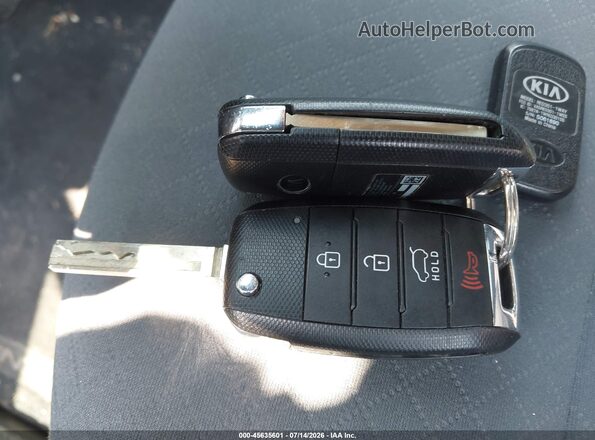 5XYPGDA39GG045808 2016 KIA SORENTO Blue Vista del salpicadero