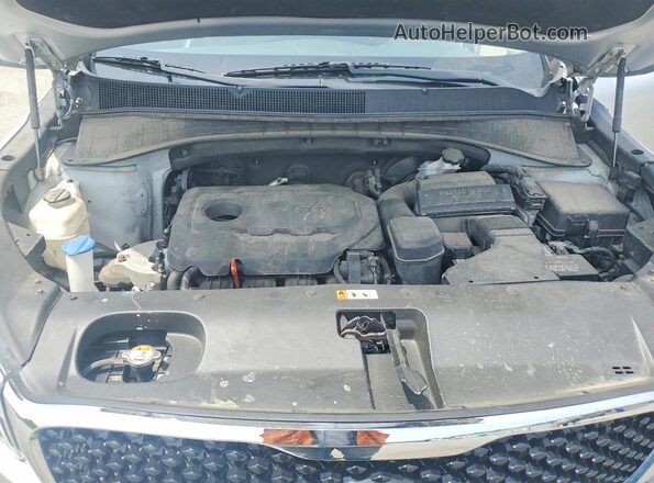 5XYPGDA39HG273485 2017 KIA SORENTO Серебряный Вид задней части салона