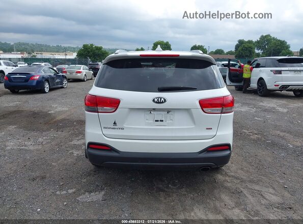 5XYPGDA39JG404825 2018 KIA SORENTO White 