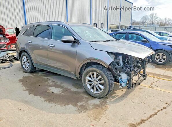 5XYPGDA39JG415212 2018 KIA SORENTO Серебряный Передняя правая четверть