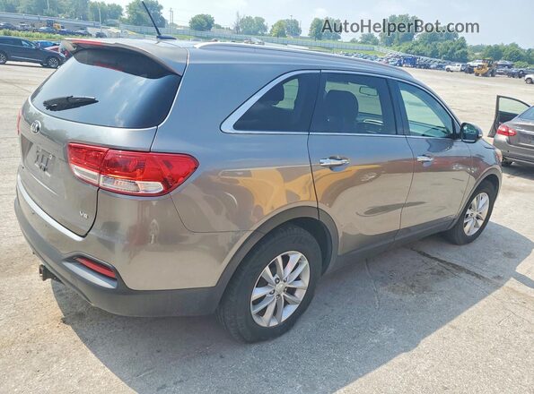 5XYPGDA50HG227562 2017 KIA SORENTO Silver Задня права чверть