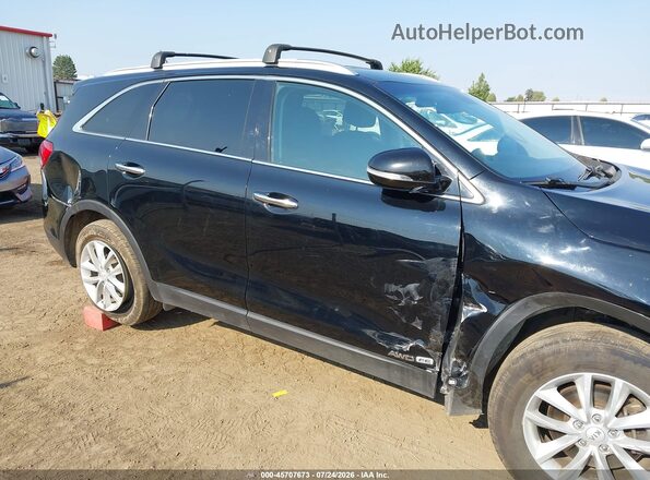 5XYPGDA52HG333401 2017 KIA SORENTO Black Widok z przodu