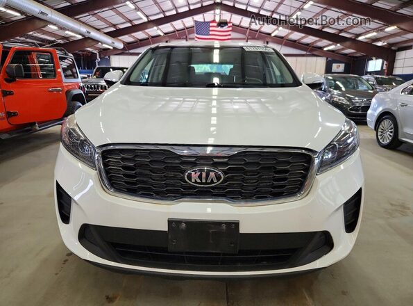 5XYPGDA53KG448743 2019 KIA SORENTO White Widok z przodu