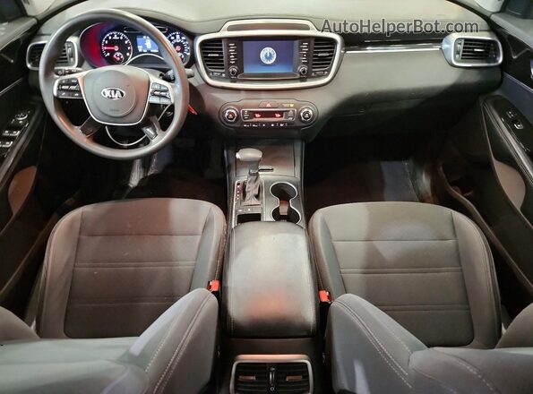 5XYPGDA53KG448743 2019 KIA SORENTO White Widok deski rozdzielczej