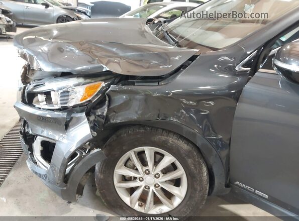 5XYPGDA54HG325588 2017 KIA SORENTO Gray Вид спереду