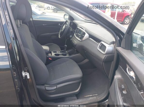 5XYPGDA56GG132230 2016 KIA SORENTO Черный Вид салона спереди