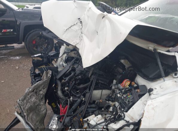5XYPGDA57GG175541 2016 KIA SORENTO White Widok z przodu