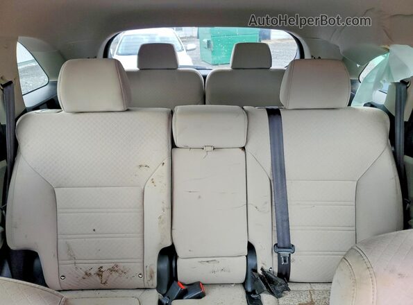 5XYPGDA57HG292487 2017 KIA SORENTO Black Widok tylnych siedzeń