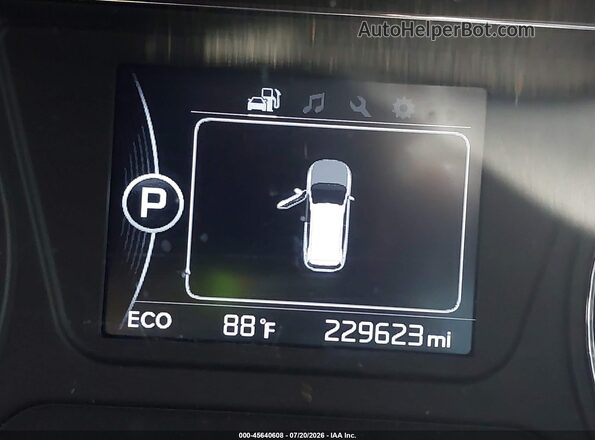 5XYPGDA57JG407773 2018 KIA SORENTO Burgundy 