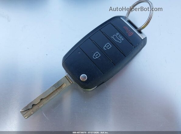 5XYPH4A11GG001474 2016 KIA SORENTO Белый Вид панели приборов