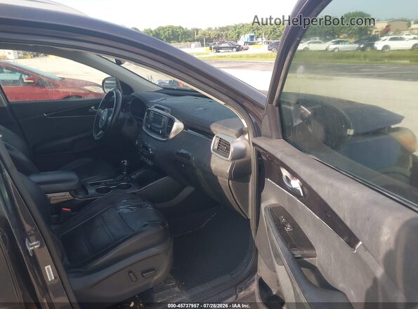5XYPH4A53GG008462 2016 KIA SORENTO Gray Front interior view