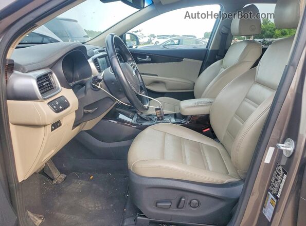 5XYPH4A55KG458719 2019 KIA SORENTO Tan Вид салону спереду
