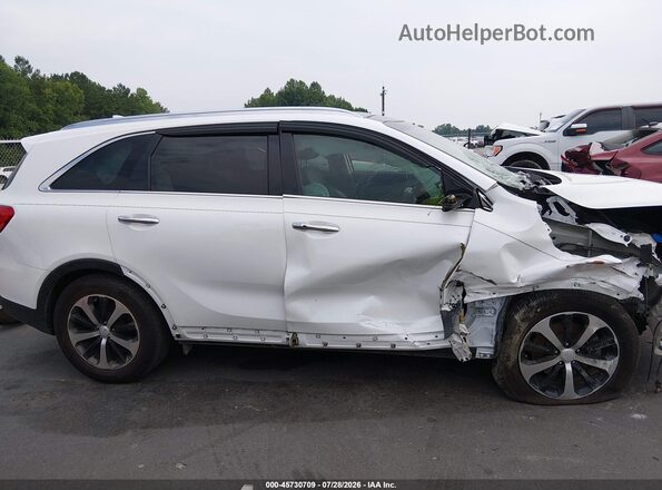 5XYPH4A58JG358967 2018 KIA SORENTO Белый Вид задней части салона