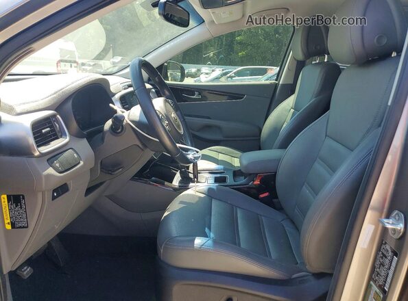 5XYPHDA14GG145200 2016 KIA SORENTO Серый Вид салона спереди