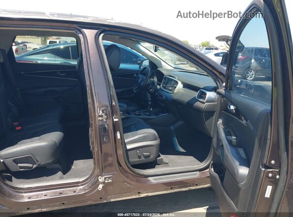 5XYPHDA1XGG018046 2016 KIA SORENTO Brown Вид салону спереду
