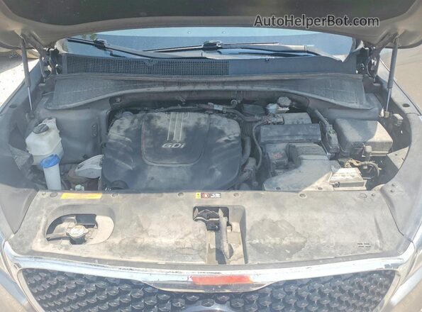 5XYPHDA51GG092233 2016 KIA SORENTO Gray Rear interior view