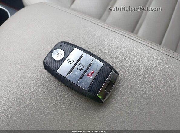 5XYPHDA52HG303893 2017 KIA SORENTO Blue Dashboard view