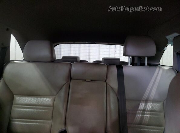 5XYPHDA56HG305159 2017 KIA SORENTO Коричневый Вид задних сидений