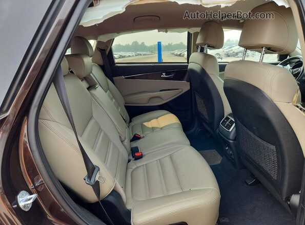 5XYPHDA5XHG314754 2017 KIA SORENTO Коричневый Вид задней части салона