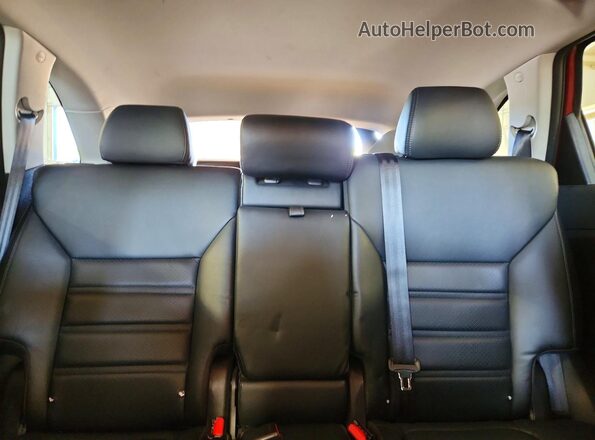 5XYPHDA5XHG337838 2017 KIA SORENTO Red Հետևի նստատեղերի տեսք