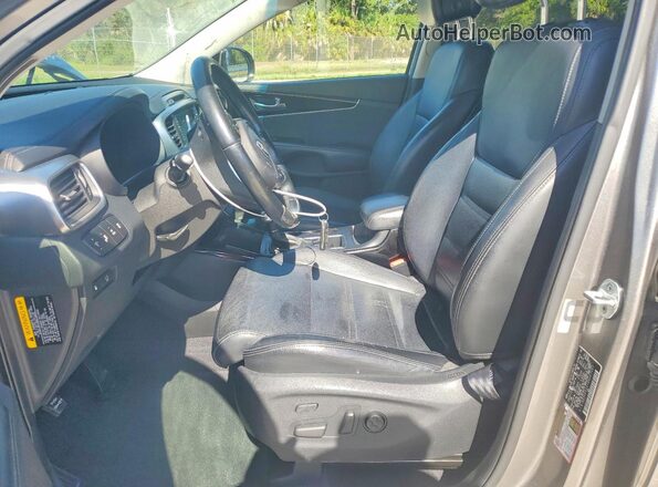 5XYPK4A51GG047357 2016 KIA SORENTO Серый Вид салона спереди
