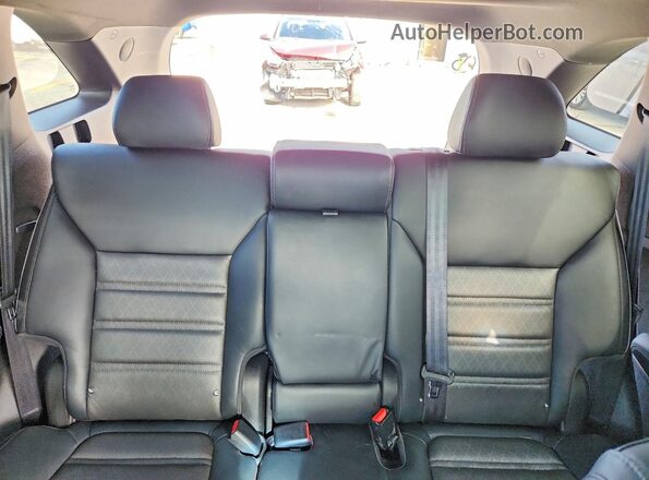 5XYPKDA17GG114623 2016 KIA SORENTO White Vista de los asientos traseros