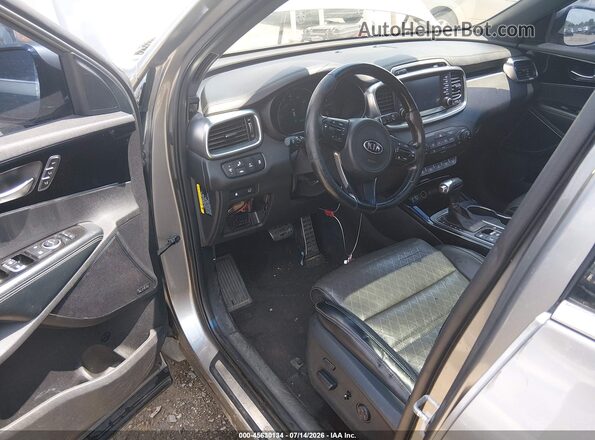 5XYPKDA52GG085678 2016 KIA SORENTO Silver Vista del cuadro de instrumentos