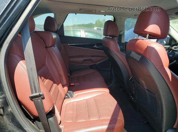 5XYPKDA55HG205443 2017 KIA SORENTO Black Вид задньої частини салону