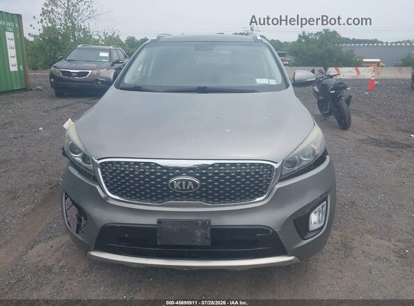 5XYPKDA55HG305056 2017 KIA SORENTO Gray ხელსაწყოთა პანელის ხედი