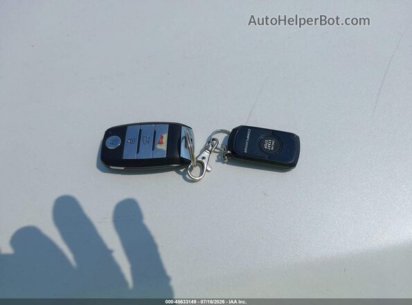 5XYPKDA59GG095799 2016 KIA SORENTO White Widok deski rozdzielczej
