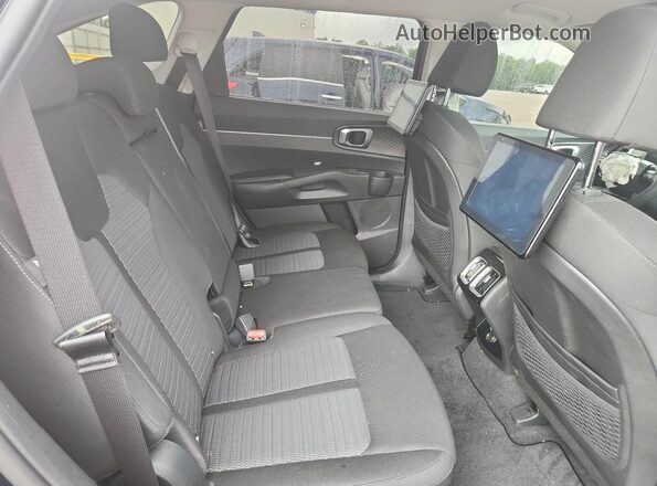 5XYRG4JC0TG449339 2026 KIA SORENTO Black Rear interior view